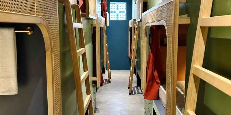 Mixed Pod Rooms  Dream Chaser Boutique Capsule Hotel Singapore City