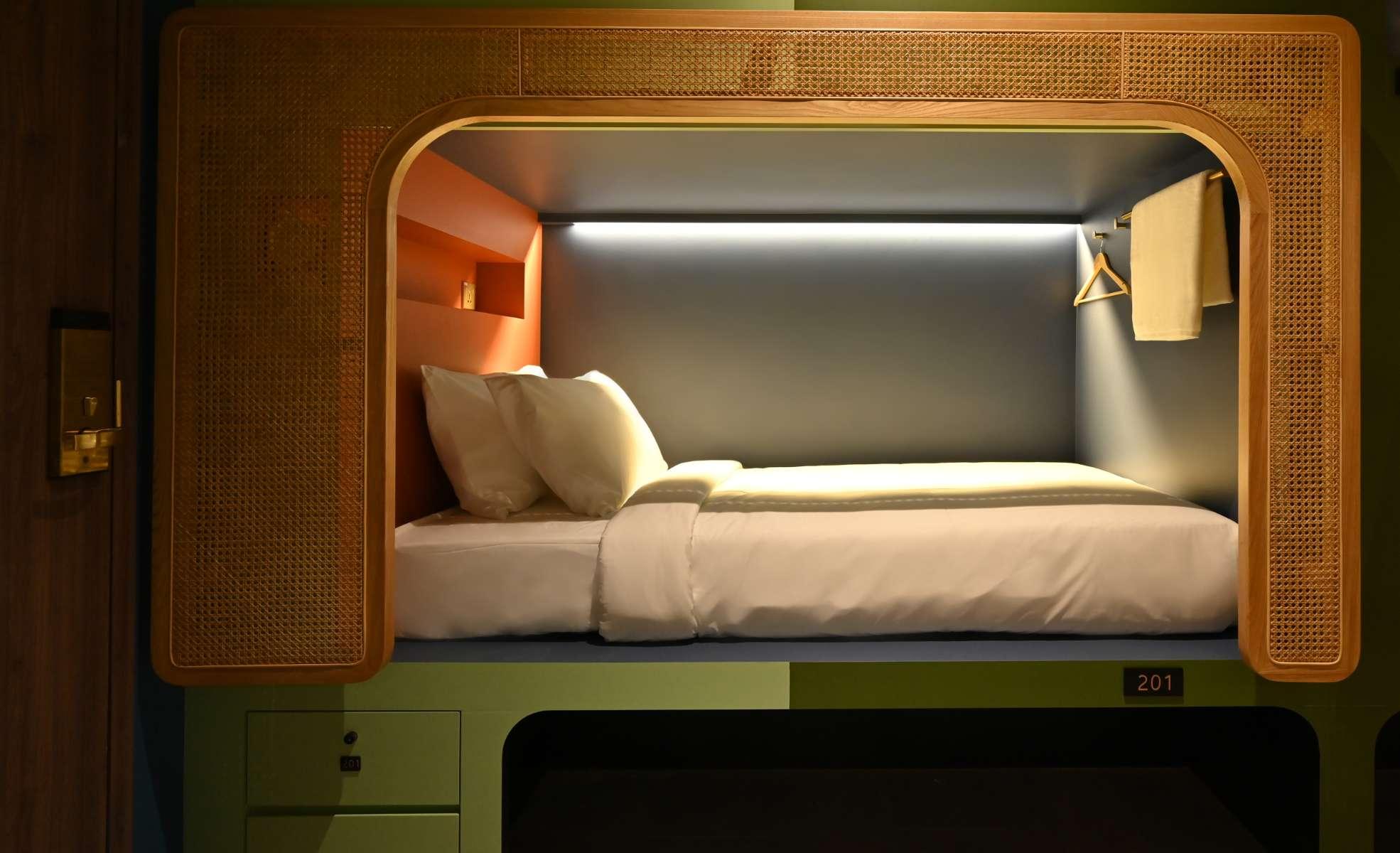 None  Dream Chaser Boutique Capsule Hotel Singapore City