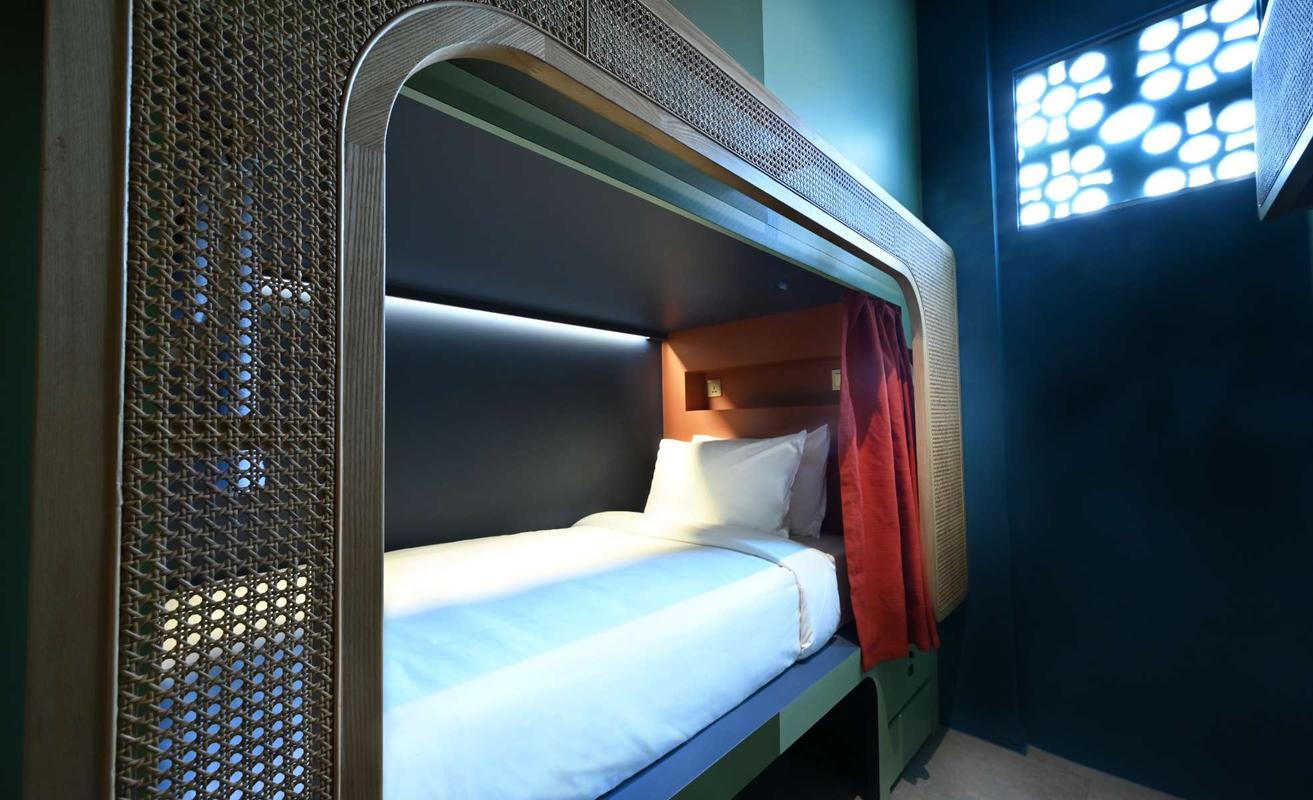 Male-Only Single Pods  Dream Chaser Boutique Capsule Hotel Singapore City Male-Only Single Pods  Dream Chaser Boutique Capsule Hotel Singapore City