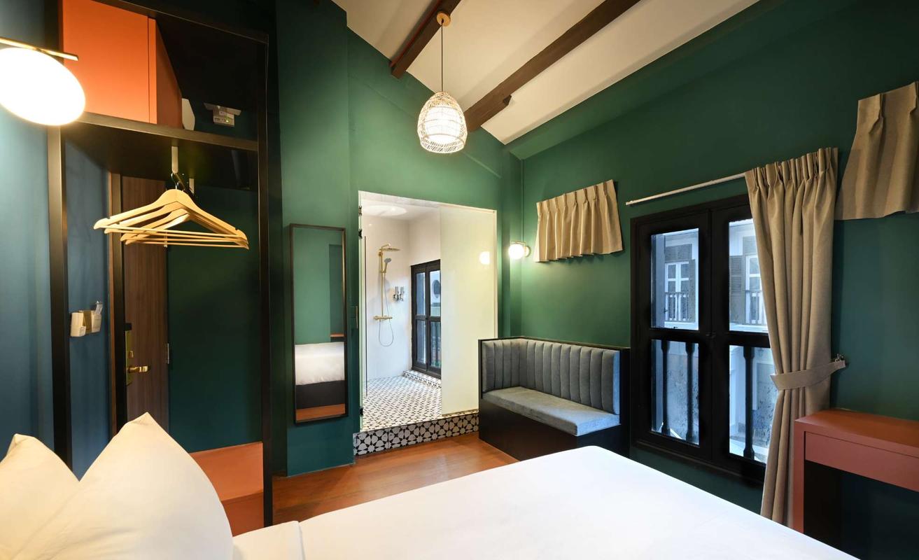 Deluxe En-Suite  Dream Chaser Boutique Capsule Hotel Singapore City Deluxe En-Suite  Dream Chaser Boutique Capsule Hotel Singapore City